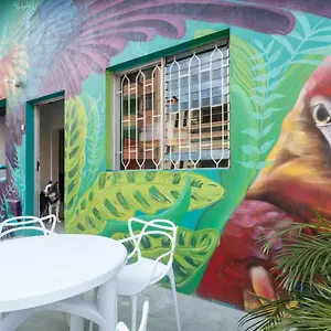 Gaston Coliving , Medellín Colombie